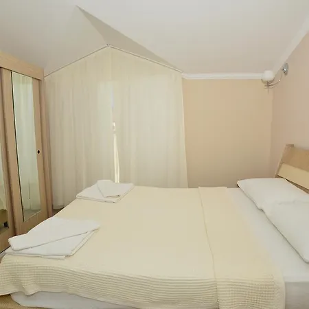 Fethiye Sunset Beach Club Apart B